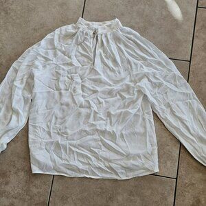 M Forever 21 Creme Long sleeve button collar with oval in front of blouse